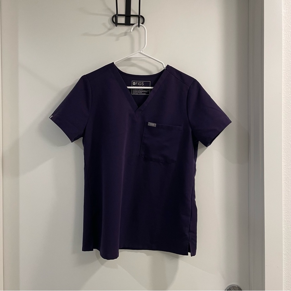 FIGS Catarina Scrub Top in Purple Jam | Size S